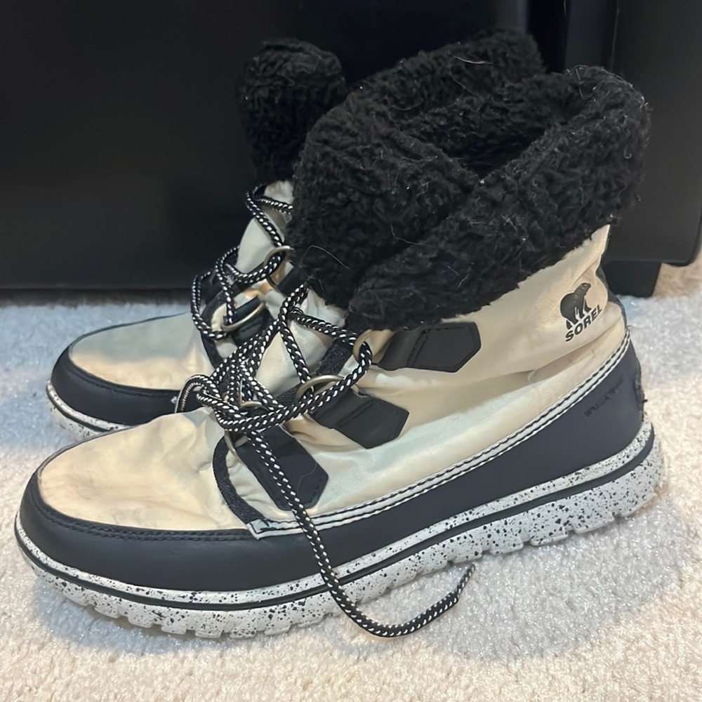 Womens sorel boots